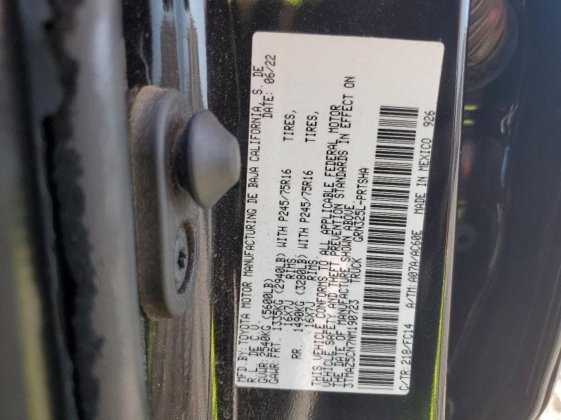 2022 TOYOTA TACOMA SR5 V6 12