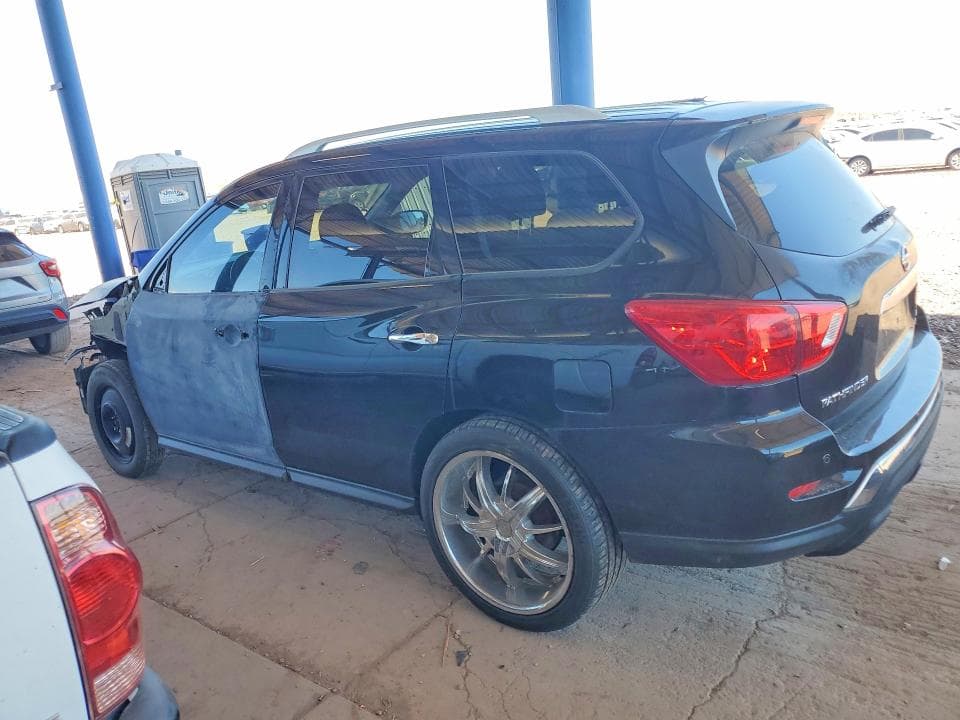 2019 NISSAN PATHFINDER SV 2