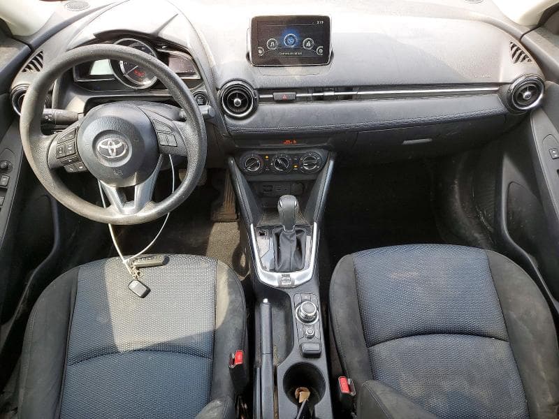 2017 TOYOTA YARIS IA BASE 8