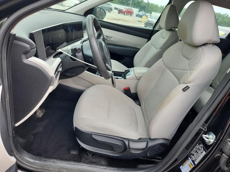 2025 HYUNDAI TUCSON SE 7