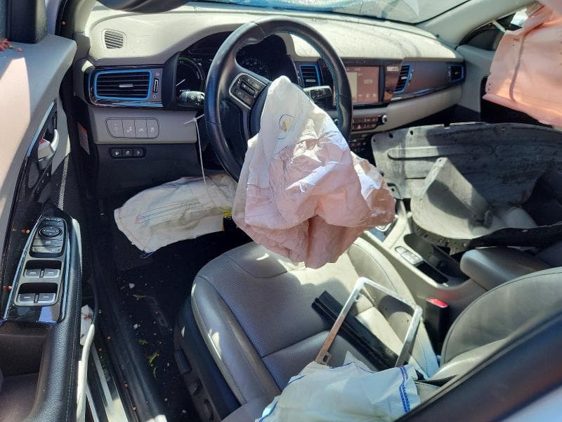 2018 KIA NIRO EX PREMIUM 8