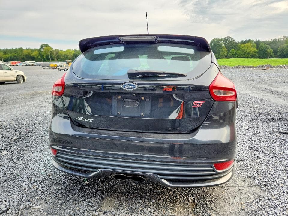 2017 FORD FOCUS ST 6