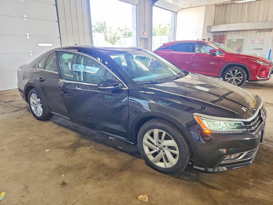 2018 VOLKSWAGEN PASSAT SE SE 4