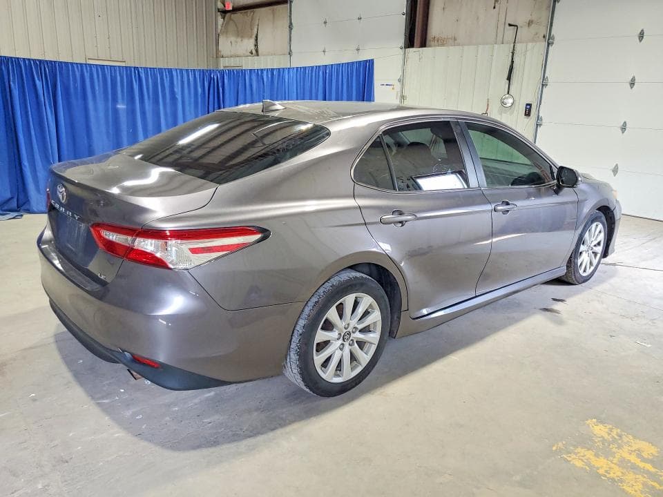 2020 TOYOTA CAMRY LE 3