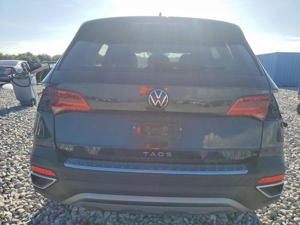 2023 VOLKSWAGEN TAOS SE 6