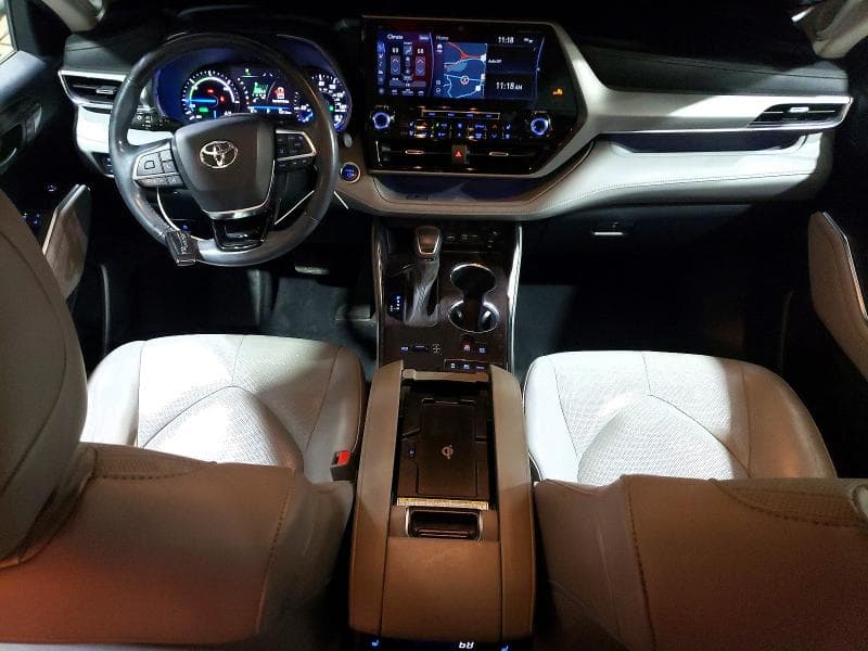 2021 TOYOTA HIGHLANDER HYBRID PLATINUM 8