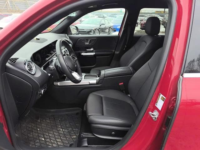 2024 MERCEDES-BENZ GLB 250 4MATIC 7
