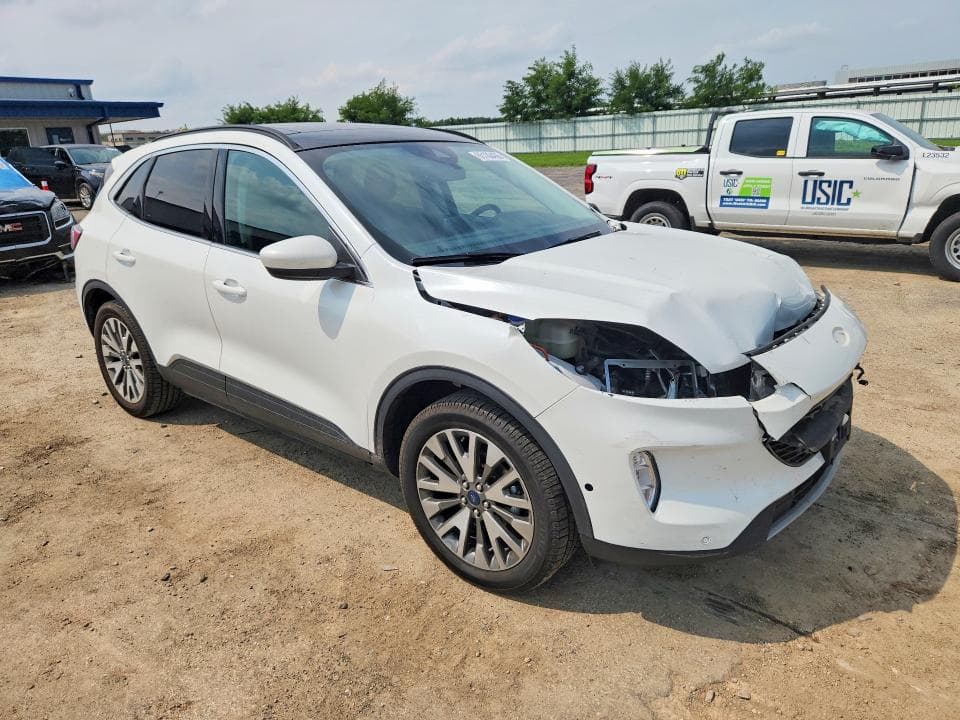 2021 FORD ESCAPE TITANIUM 4