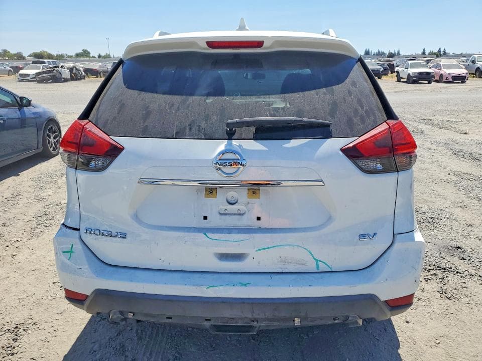 2017 NISSAN ROGUE SV 6