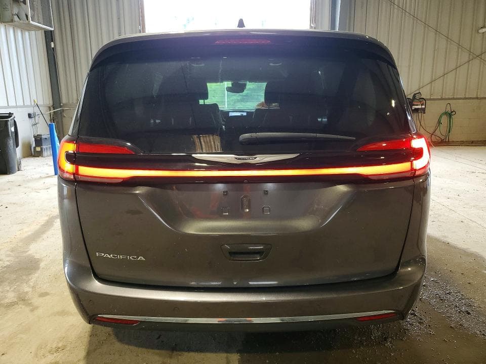 2023 CHRYSLER PACIFICA TOURING L 6