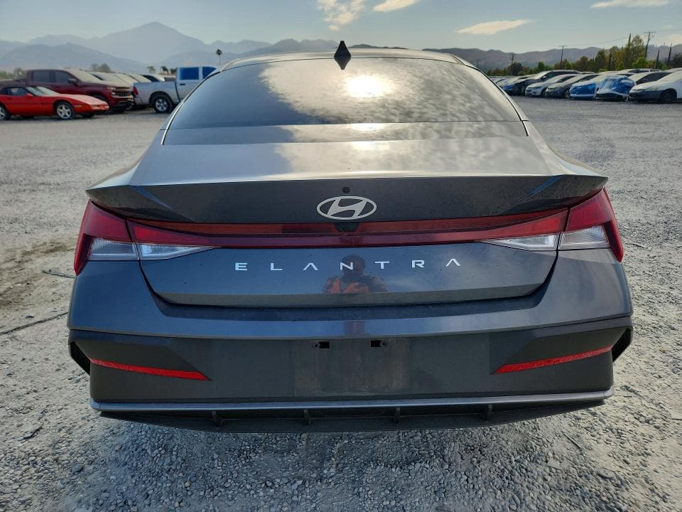 2024 HYUNDAI ELANTRA SEL 6