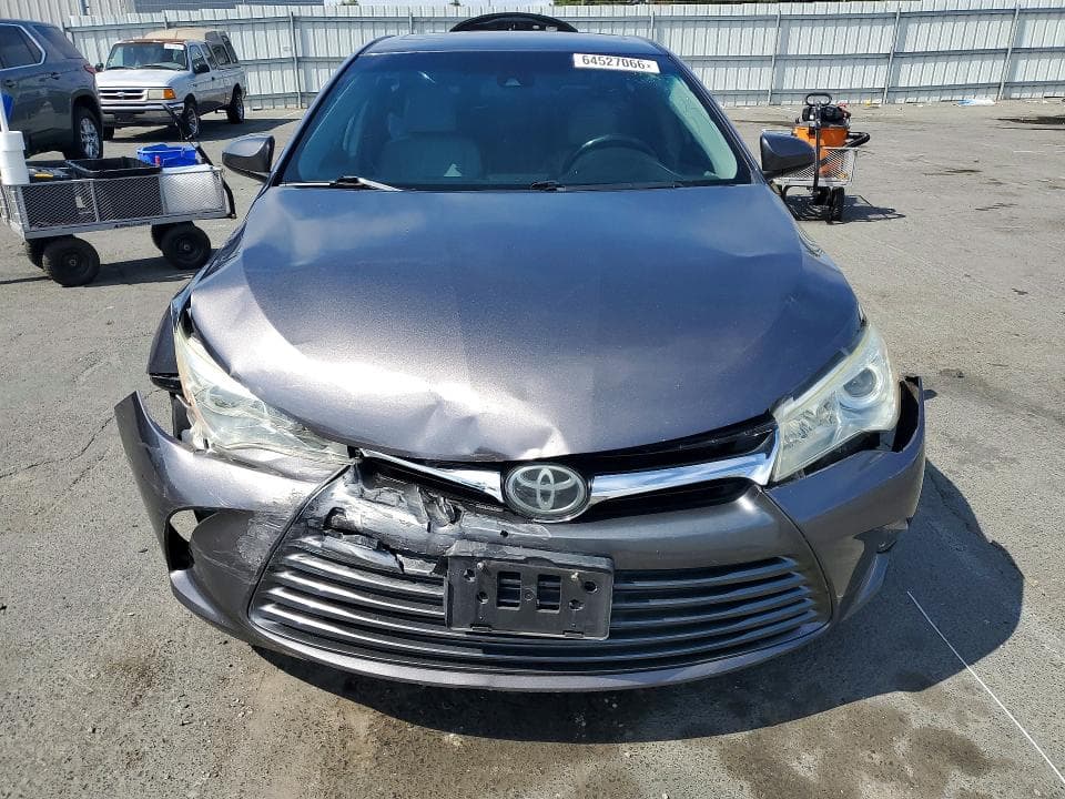 2017 TOYOTA CAMRY XLE 5