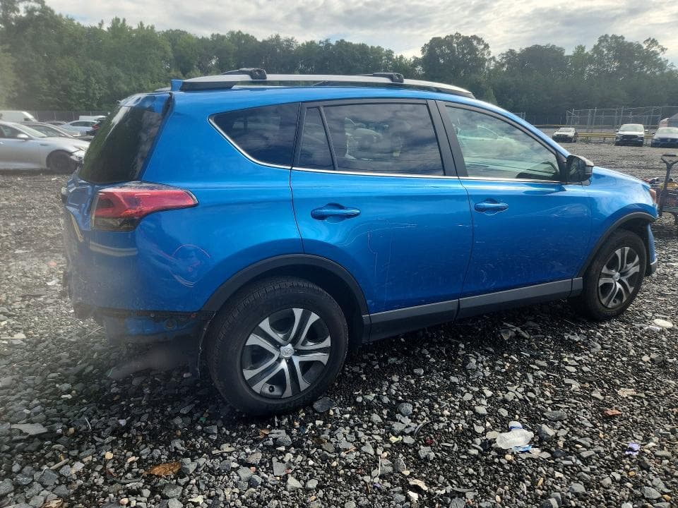 2017 TOYOTA RAV4 LE 3