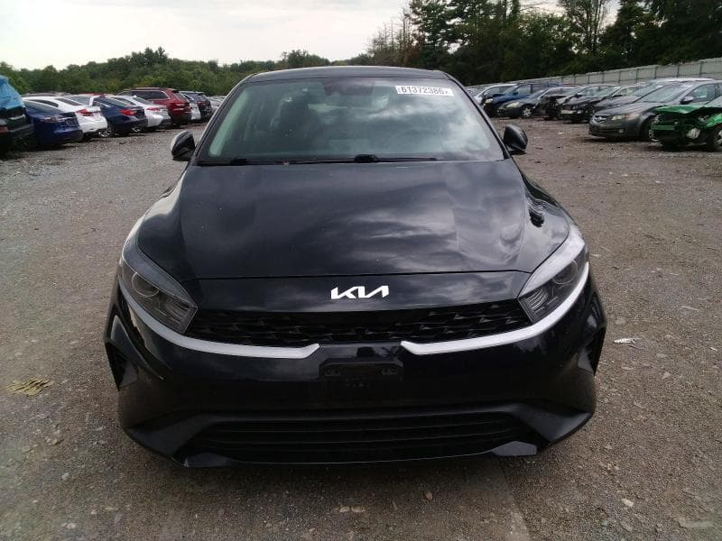 2023 KIA FORTE LX 5