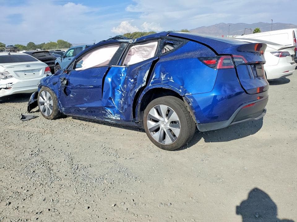 2023 TESLA MODEL Y 2