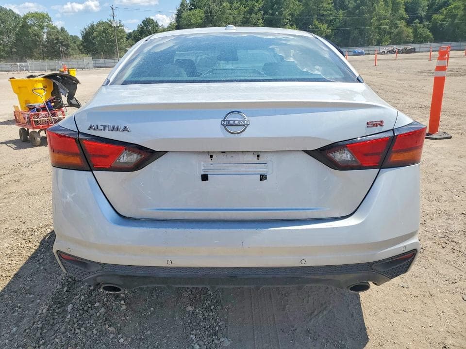 2024 NISSAN ALTIMA SR 6