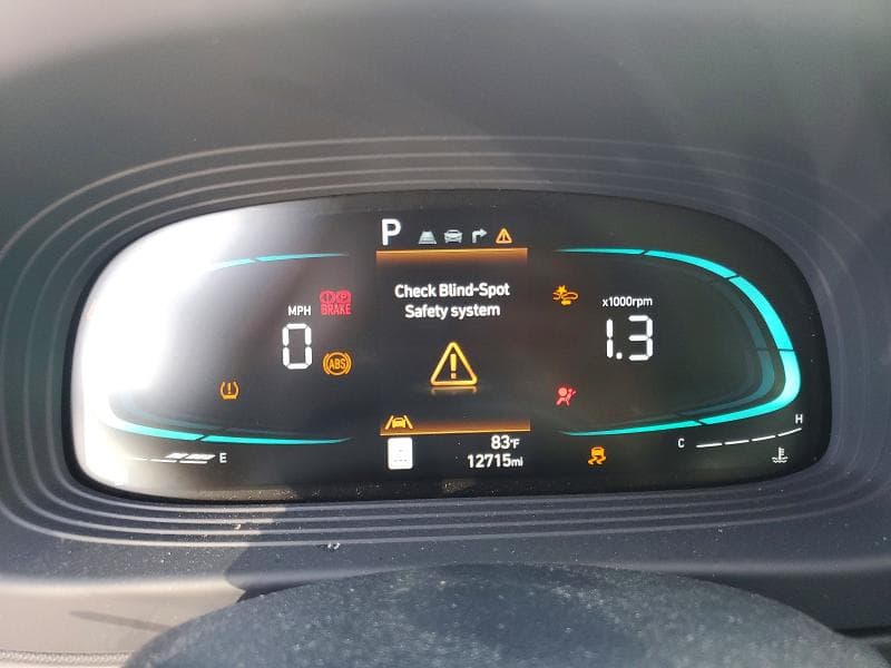 2025 HYUNDAI VENUE LIMITED 9