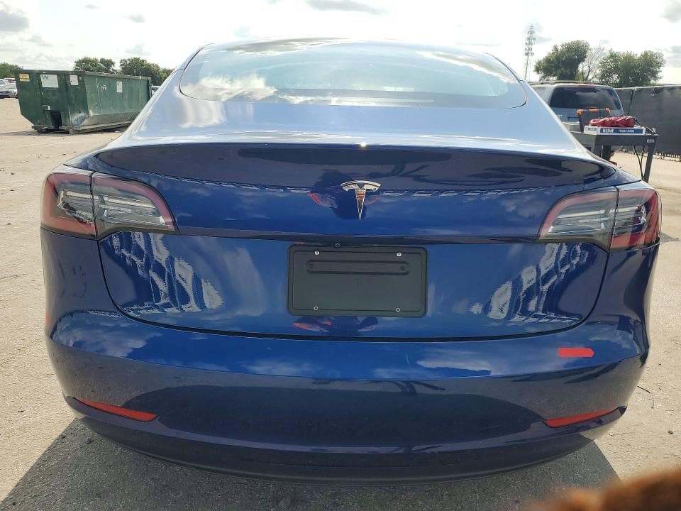 2023 TESLA MODEL 3 6
