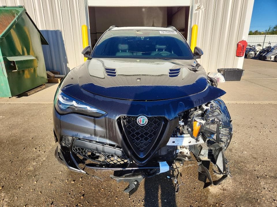 2024 ALFA ROMEO STELVIO QUADRIFOGLIO 5