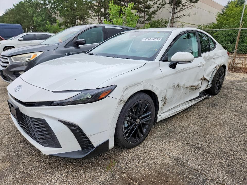 2025 TOYOTA CAMRY SE - 1