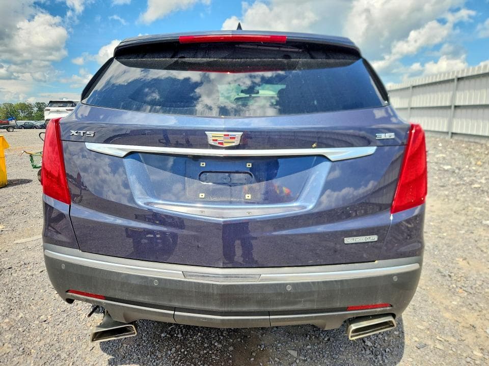 2018 CADILLAC XT5 6