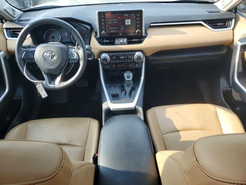 2020 TOYOTA RAV4 XLE PREMIUM 8