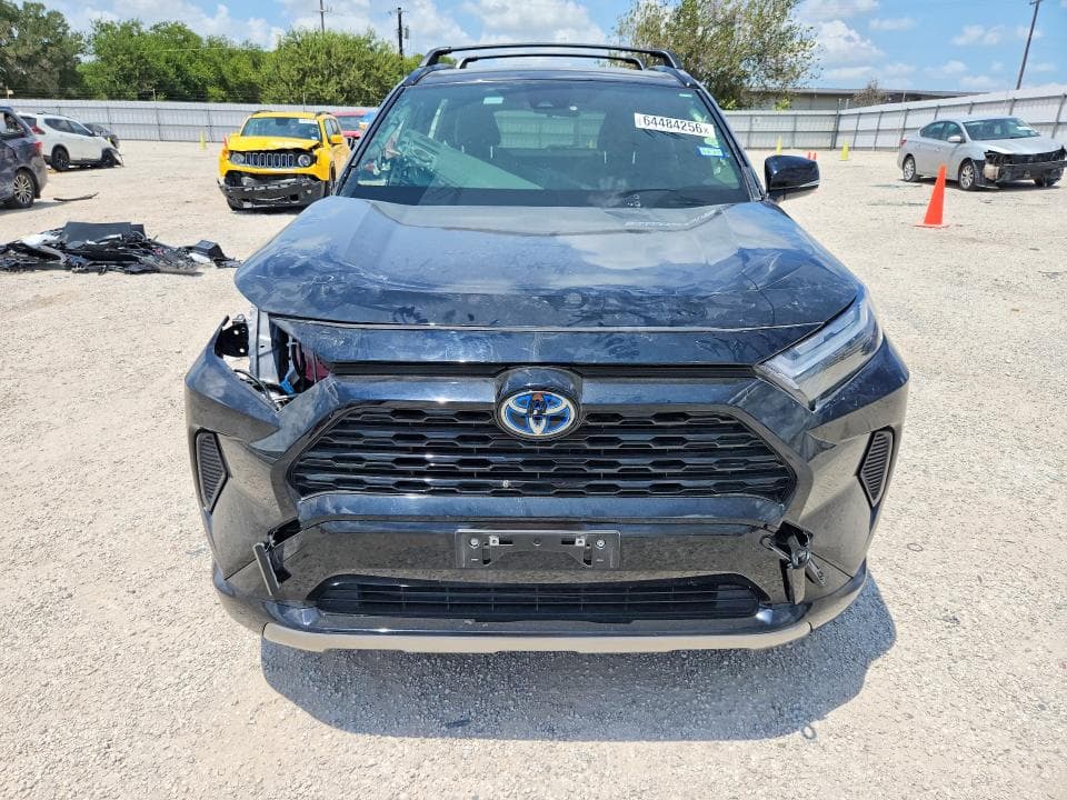 2023 TOYOTA RAV4 SE 5