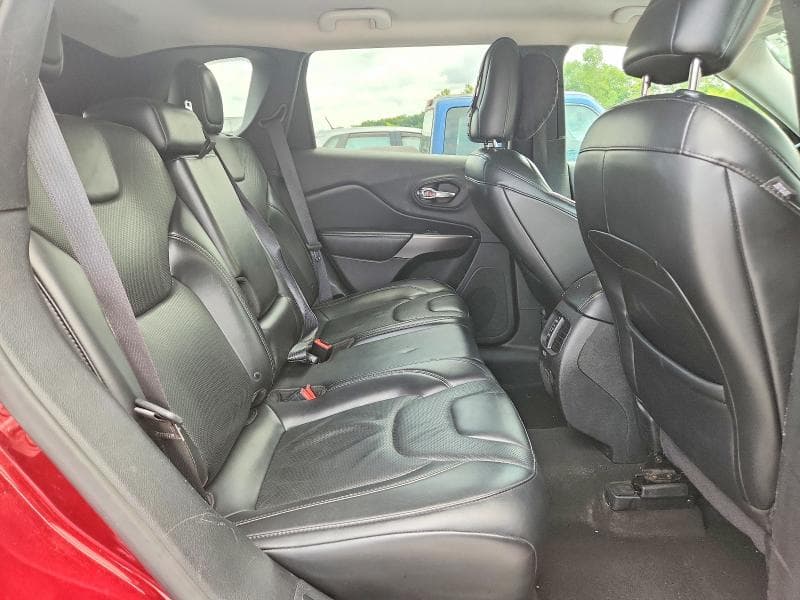 2019 JEEP CHEROKEE LIMITED 11