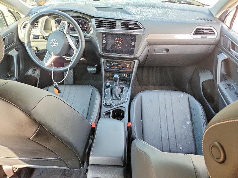 2023 VOLKSWAGEN TIGUAN SE 8