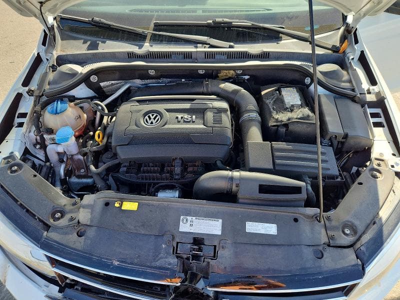 2017 VOLKSWAGEN JETTA SPORT 11