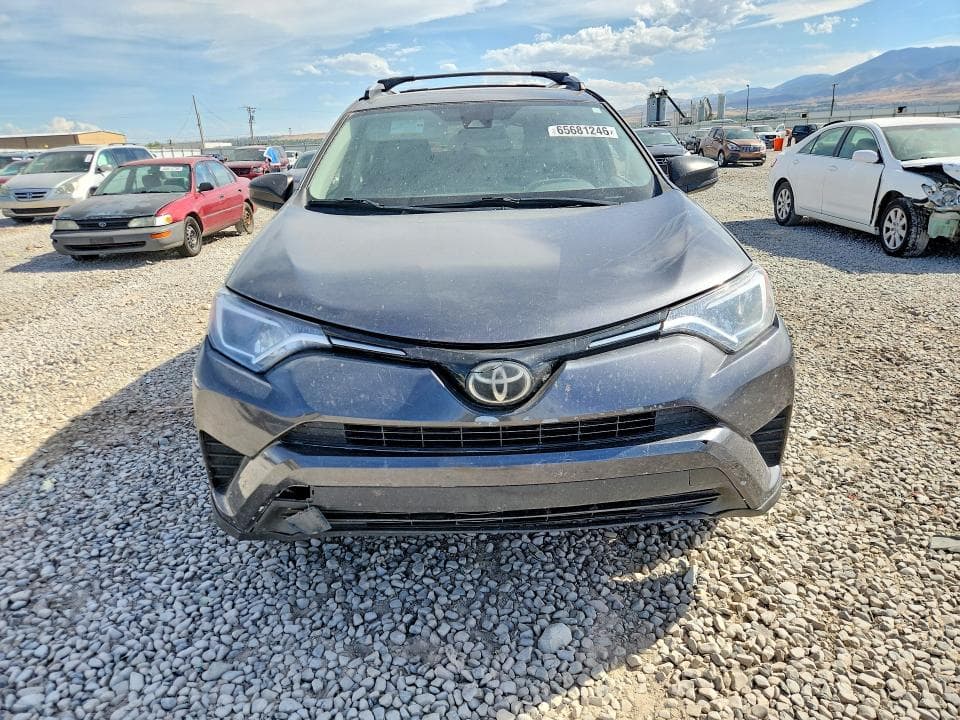 2017 TOYOTA RAV4 LE 5