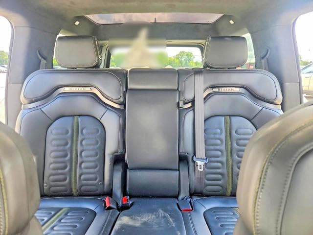 2022 RIVIAN R1S LAUNCH EDITION 10