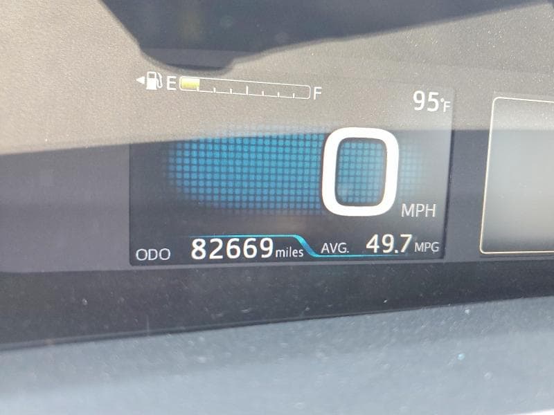 2018 TOYOTA PRIUS TWO 9