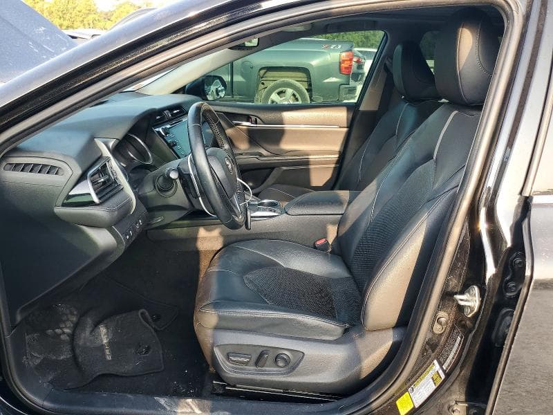 2020 TOYOTA CAMRY XSE 7