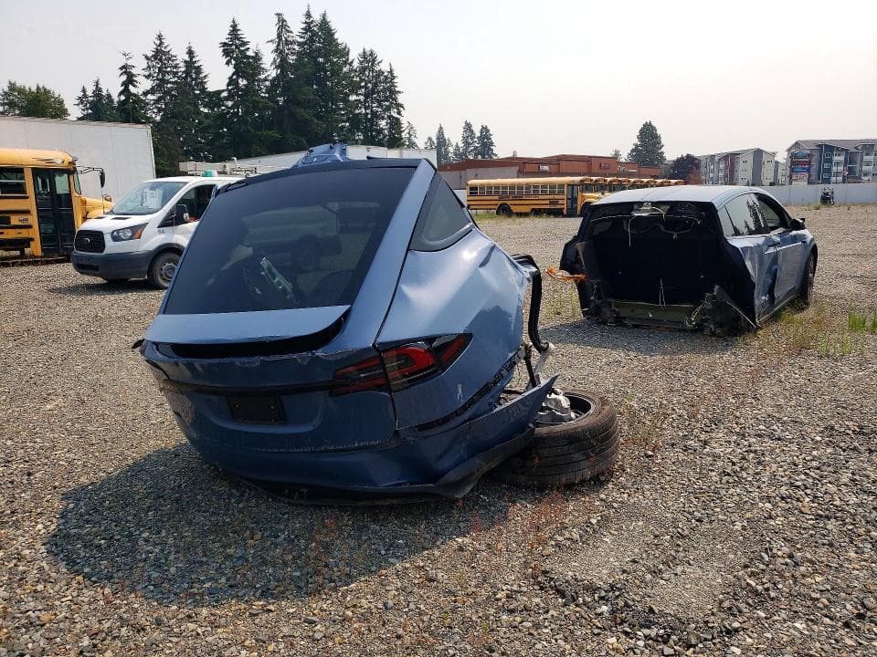 2026 TESLA MODEL X 3