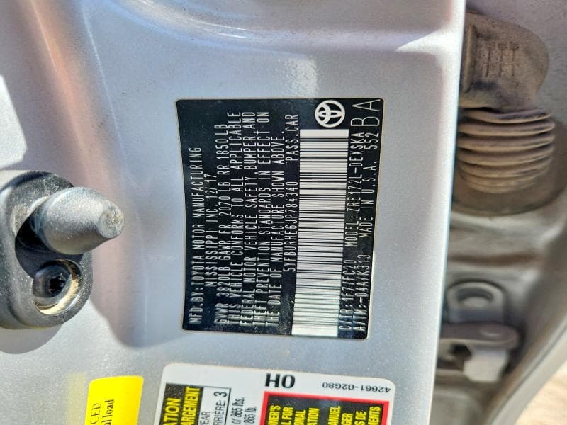 2018 TOYOTA COROLLA SE 13