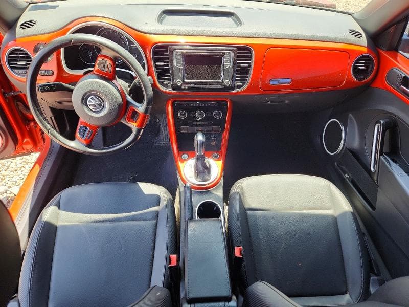 2019 VOLKSWAGEN BEETLE S 8