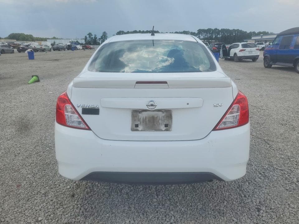 2017 NISSAN VERSA 1.6 SV 6