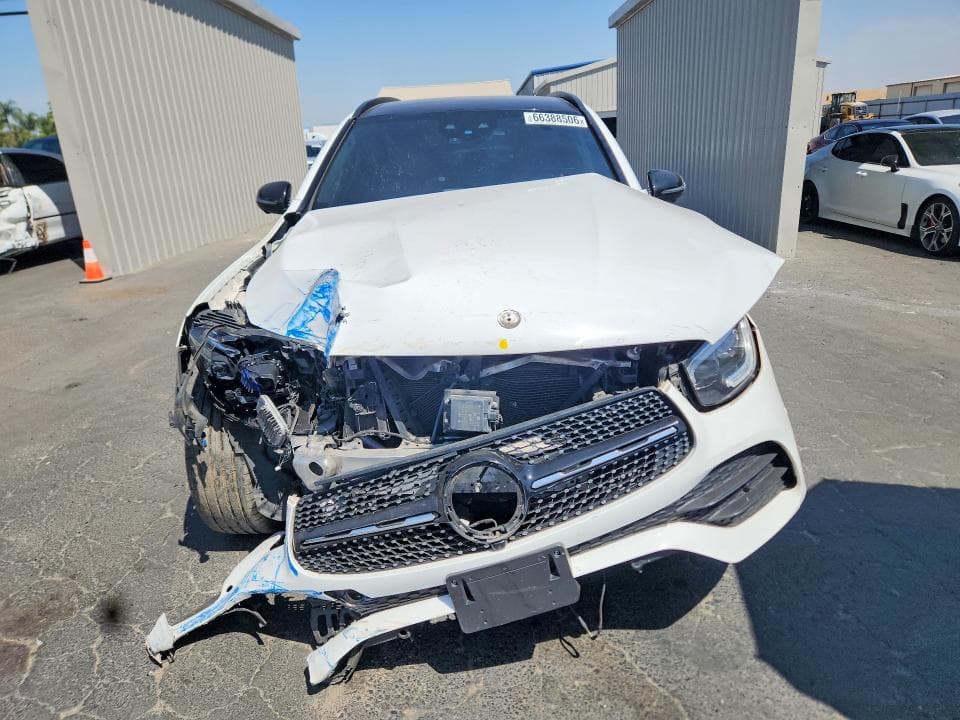 2021 MERCEDES-BENZ GLC 300 5