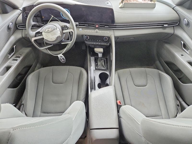 2024 HYUNDAI ELANTRA SEL 8