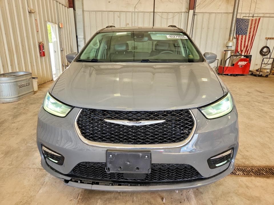 2022 CHRYSLER PACIFICA TOURING L 5