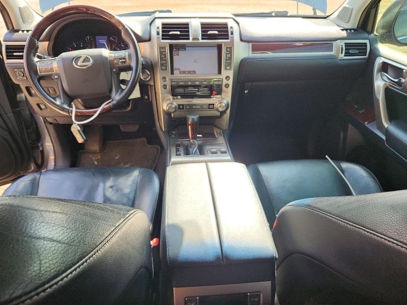 2017 LEXUS GX 460 8