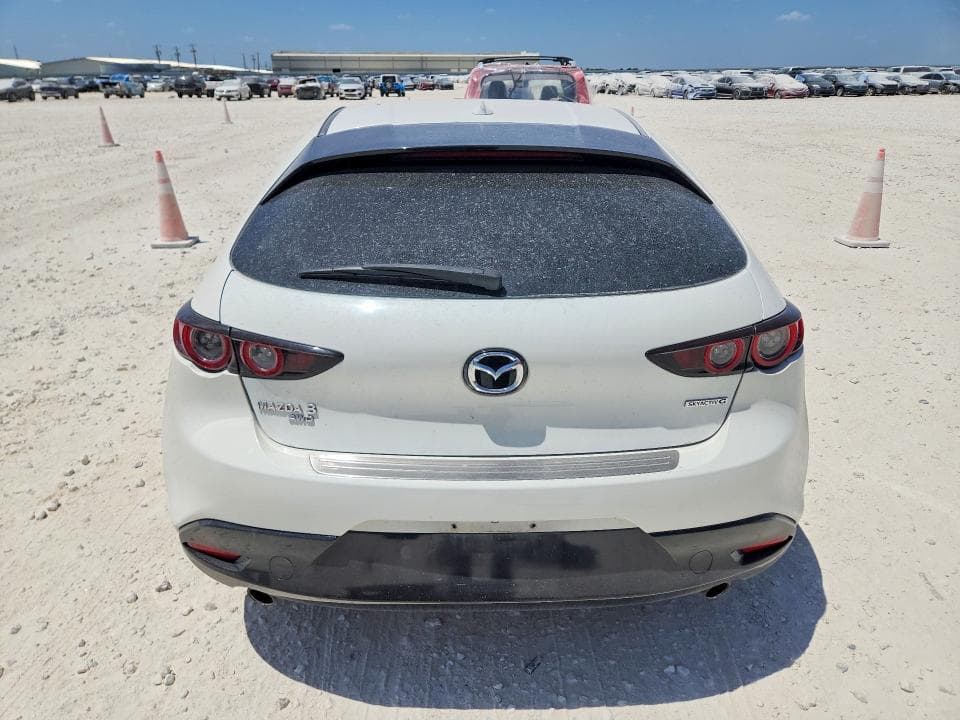 2020 MAZDA 3 PREMIUM 6