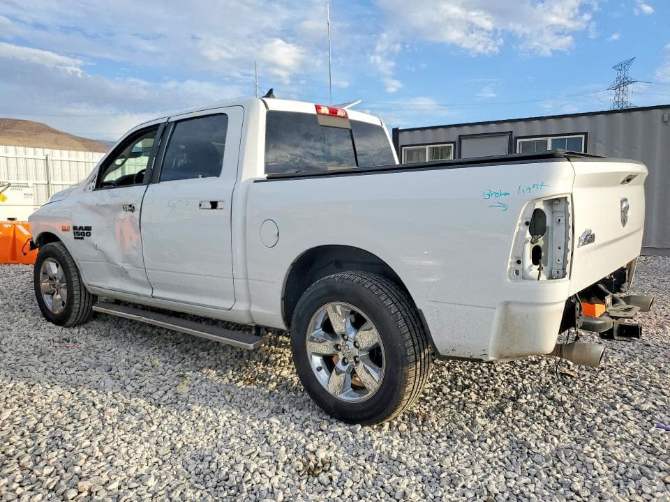 2019 RAM 1500 CLASSIC SLT 2