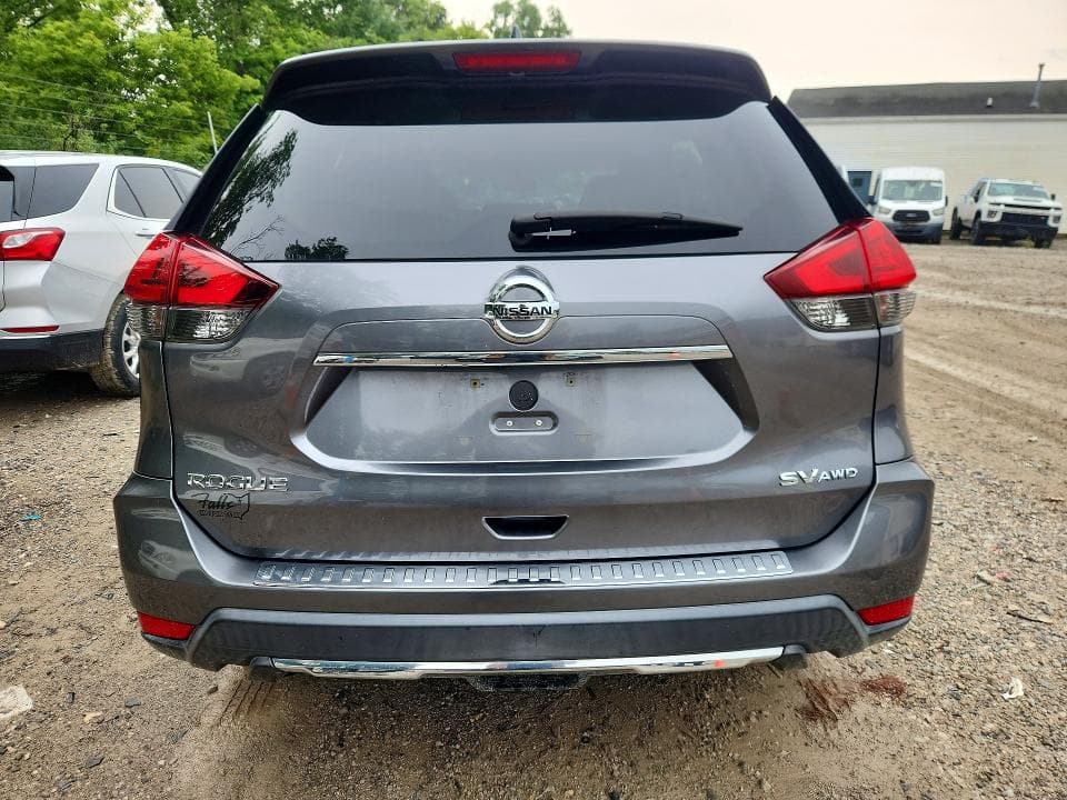 2017 NISSAN ROGUE SV 6