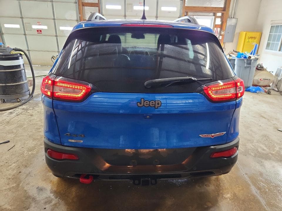 2018 JEEP CHEROKEE TRAILHAWK 6