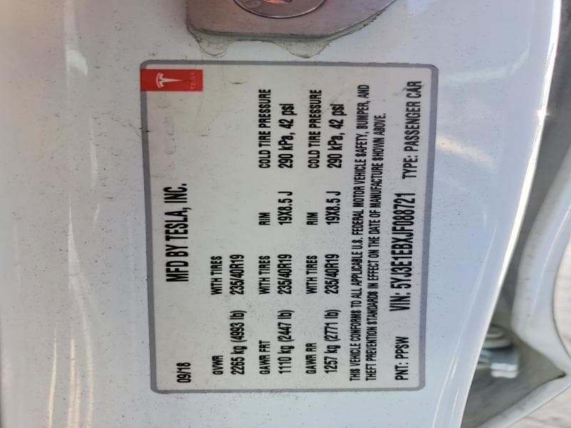 2018 TESLA MODEL 3 12