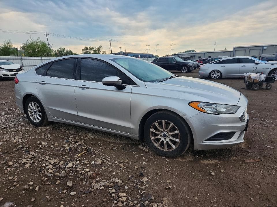 2017 FORD FUSION S 4
