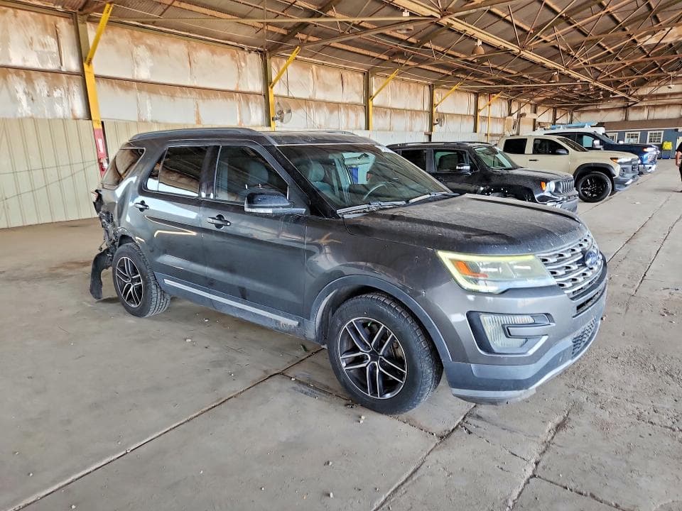 2017 FORD EXPLORER XLT 4