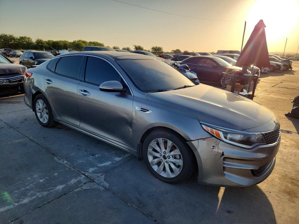 2017 KIA OPTIMA EX 4